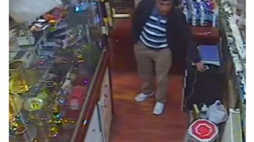 (&ouml;zel Haber) Cep Telefonu Hırsızlığı G&uuml;venlik Kamerasında