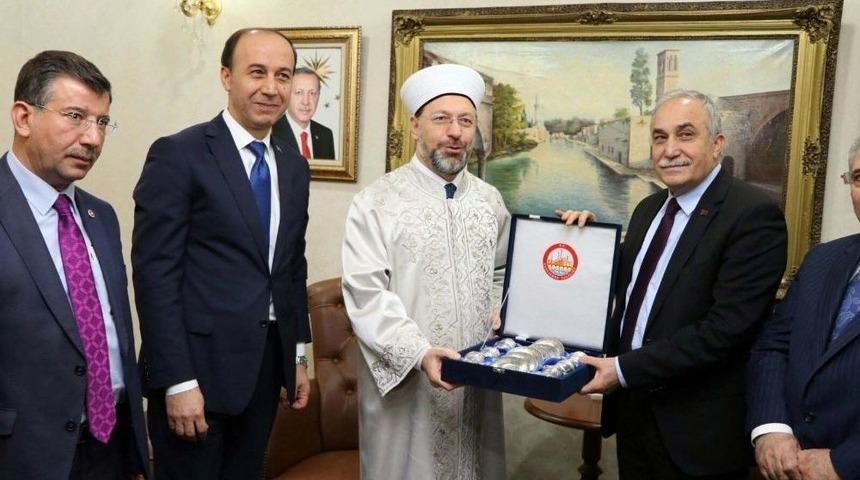 Bakan Fakıbaba Ve Erbaş Valiliği Ziyaret Etti