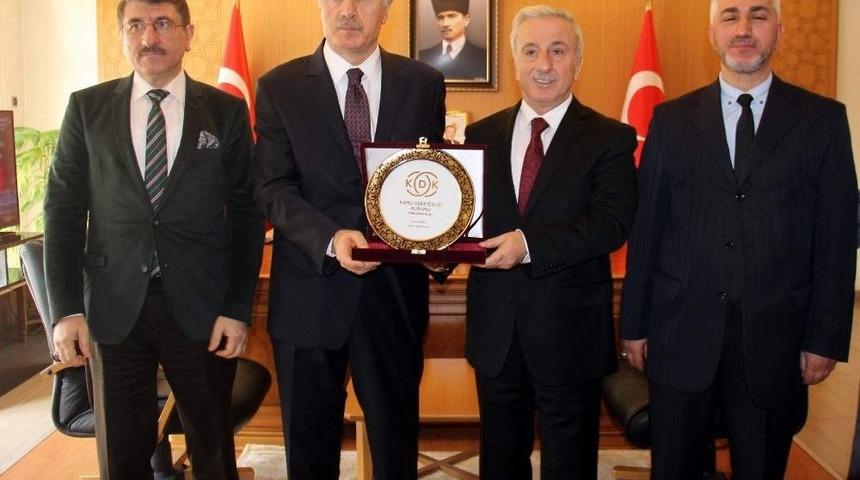 Kamu Başdenet&ccedil;isi Malko&ccedil;: