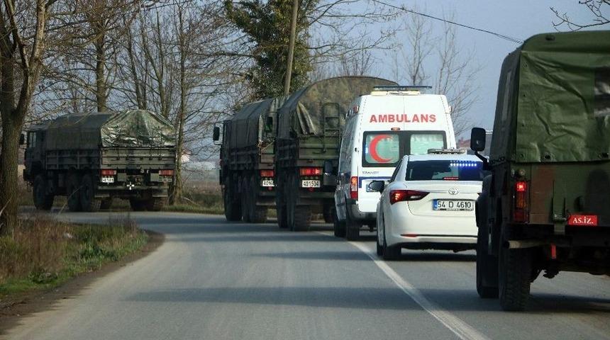 (&ouml;zel) Şehir Merkezinden Kışlaya Taşınan Tanklar Vatandaşı Şaşırttı