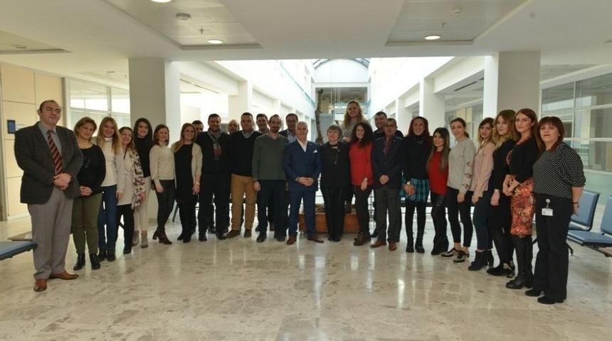 Bozbey: &ldquo;nil&uuml;fer&rsquo;i Birlikte G&uuml;l&uuml;mseteceğiz&rdquo;