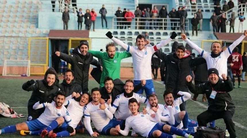 Şampiyon B&uuml;y&uuml;k&ccedil;ekmece&rsquo;de Kupa Heyecanı