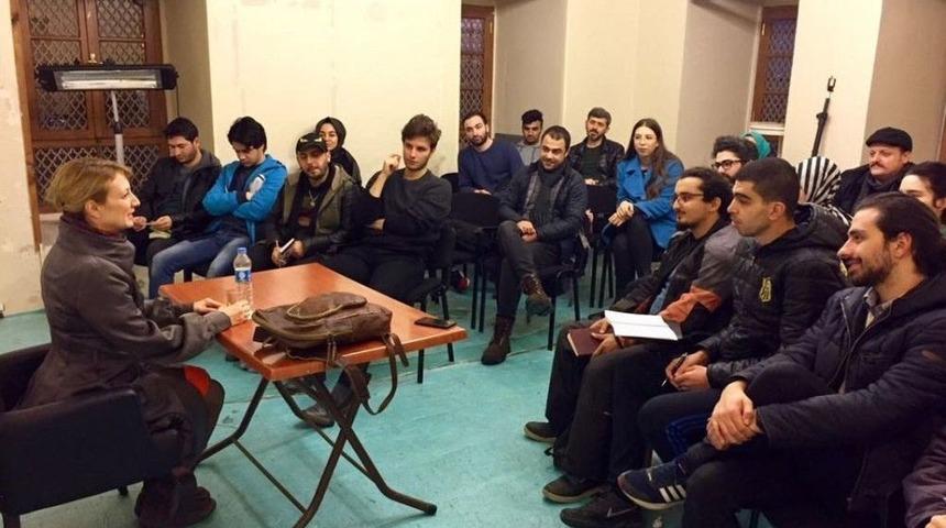 Ey&uuml;psultan&rsquo;da G&ouml;rkem Yeltan İle &rsquo;oyunculuk Y&ouml;netimi&rsquo; Dersi