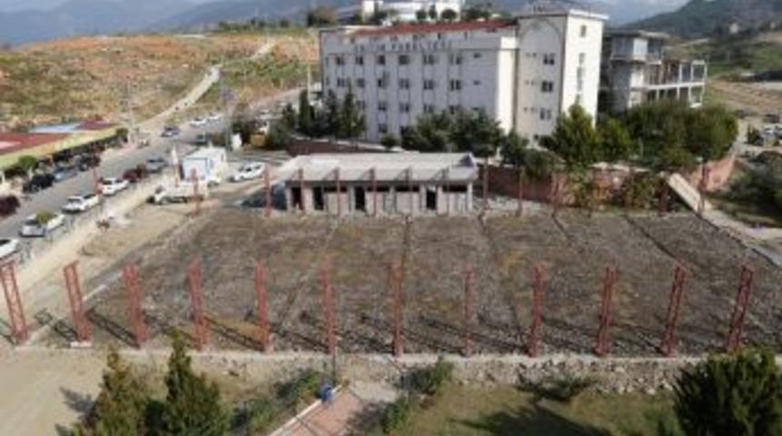 Alk&uuml; Kapalı Spor Salonu İnşaatına Başlandı