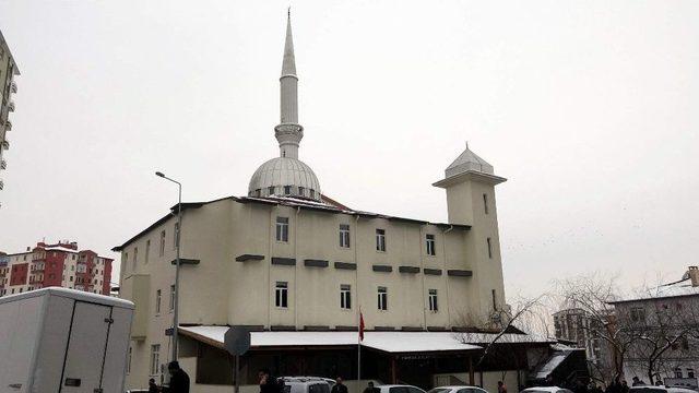 Anayurt Merkez Cami’nin Şadırvan Ve Çevre Düzenlemesi Tamamlandı