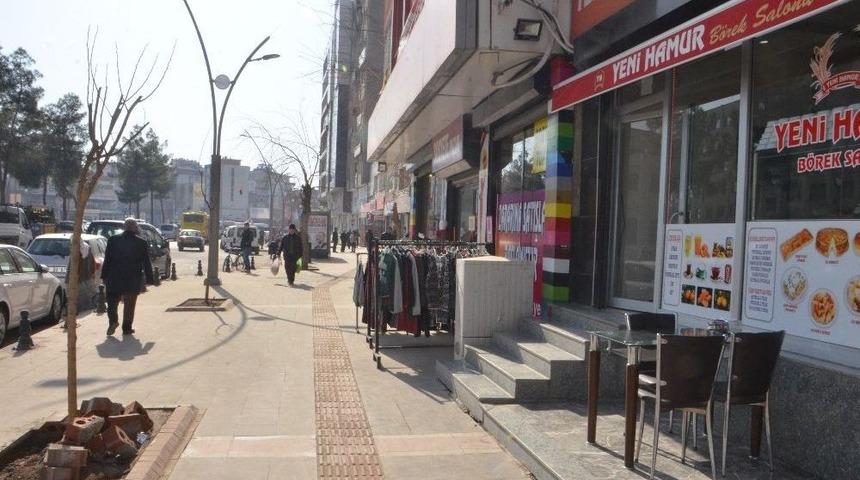 Batman Belediyesinden Esnaflara &lsquo;kaldırım İşgali&rsquo; Uyarısı