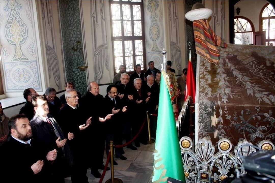 Osmanlı Padişahları Huzurunda Afrin&rsquo;deki Mehmet&ccedil;ik İ&ccedil;in Dua