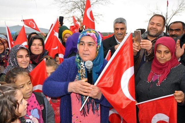 Kürt Annelerden Zeytin Dalı Harekatı’na Destek