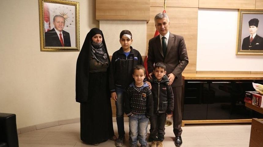 Cizre Kaymakamı Arıcan, İşitme Engelli &Ccedil;ocuklara Ses Oldu