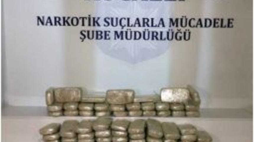 Kamyon Şasisine Zulalanmış 56 Kilo Eroin Ele Ge&ccedil;irildi