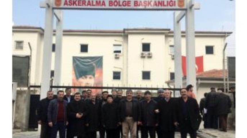 Akçadağlılar Gönüllü Askerlik İçin Başvuru Yaptı