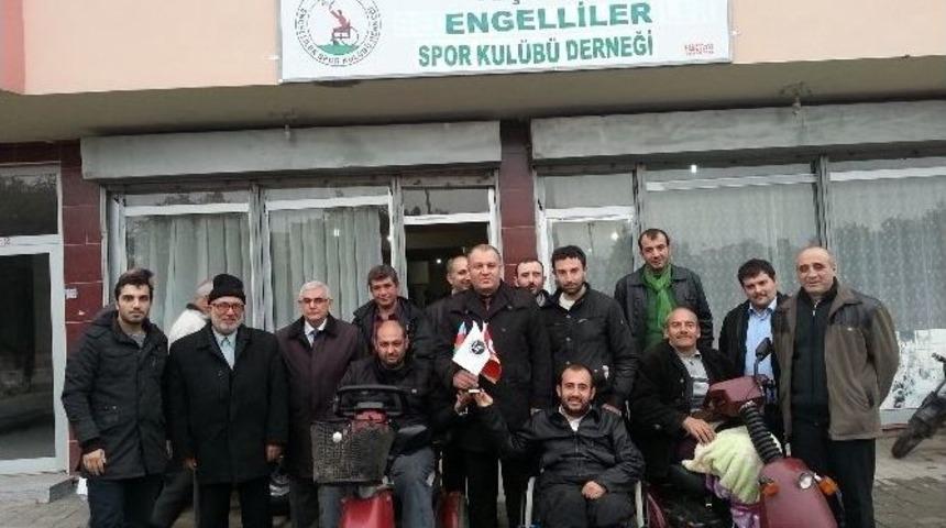 Asimder&rsquo;den Engellilere Ziyaret