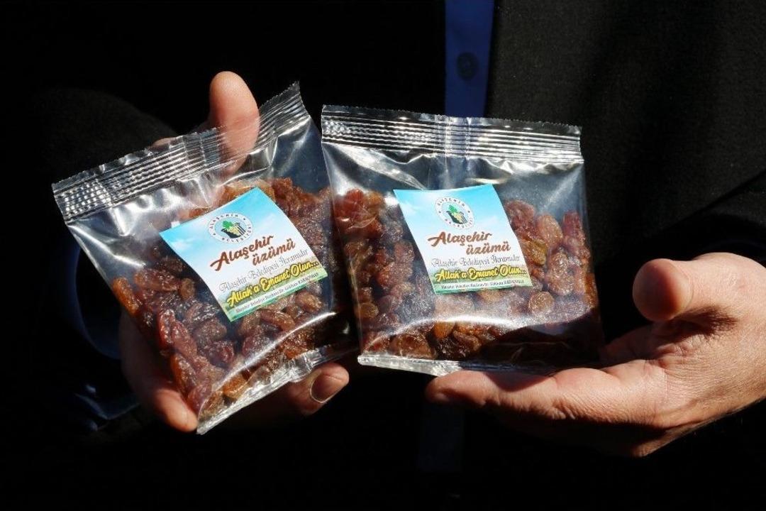 Manisa&rsquo;dan Mehmet&ccedil;iğe &Uuml;z&uuml;m Takviyesi