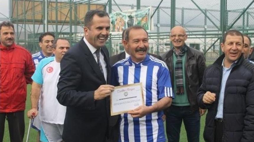 Engelliler G&uuml;n&uuml;&rsquo;nde G&ouml;steri Ma&ccedil;ı Yapıldı