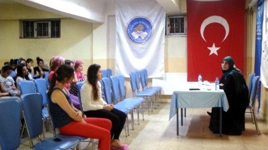 &Ouml;ğrencilere &lsquo;farkındalık&rsquo; Konferansı