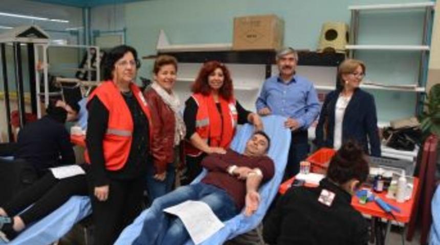 Afrin&rsquo;deki Mehmet&ccedil;ik İ&ccedil;in Kanlarını Bağışladılar