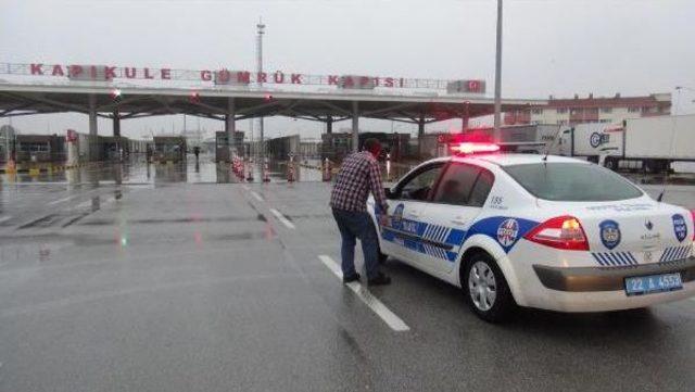 Bulgaristan da şiddetli yağmur; kapıkule de giriş &ccedil;ıkışlar durdu 3