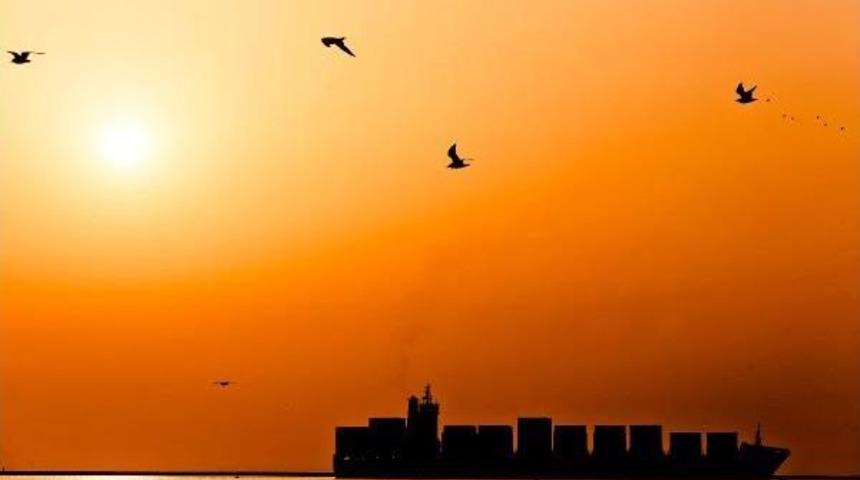 Mersin sahillerinde g&ouml;rsel ş&ouml;leni