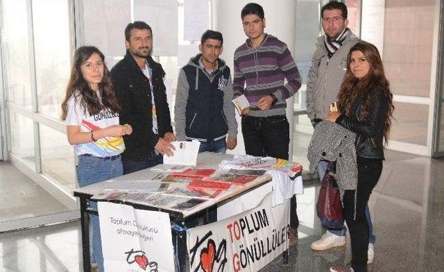 Toplum G&ouml;n&uuml;ll&uuml;lerinden Kitap Okuma Etkinliği 2