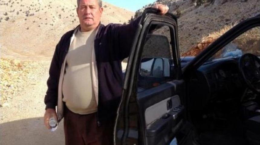 Motosiklet kamyonla &ccedil;arpıştı: 1 &ouml;l&uuml;