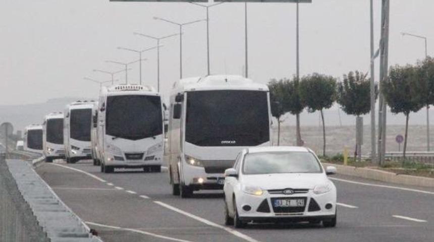 Kobani&rsquo;de g&ouml;revi biten ilk peşmerge grubu ırak&rsquo;a d&ouml;nd&uuml;