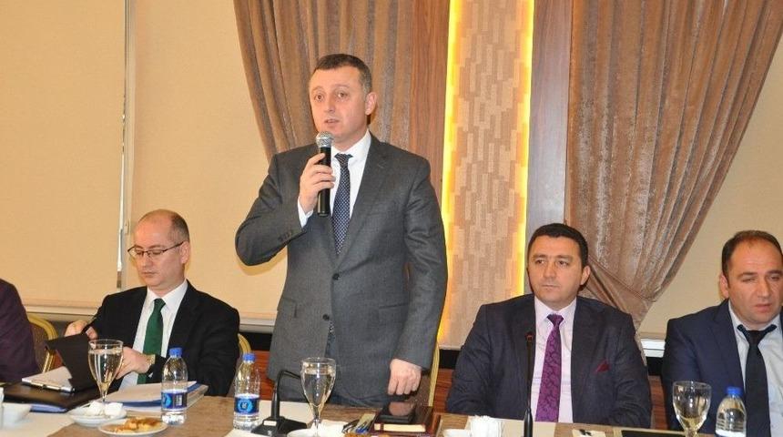 Vali B&uuml;y&uuml;kalın Muhtarların Sorunlarını Dinlendi