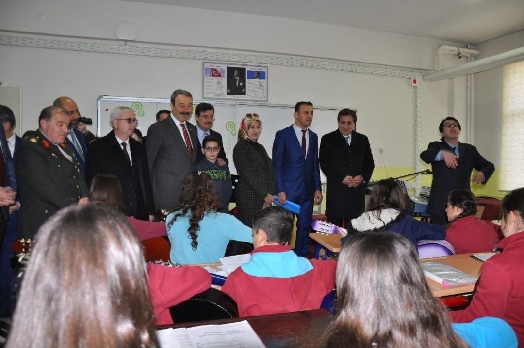 Şehit Polisin Adı K&uuml;t&uuml;phanede Yaşayacak