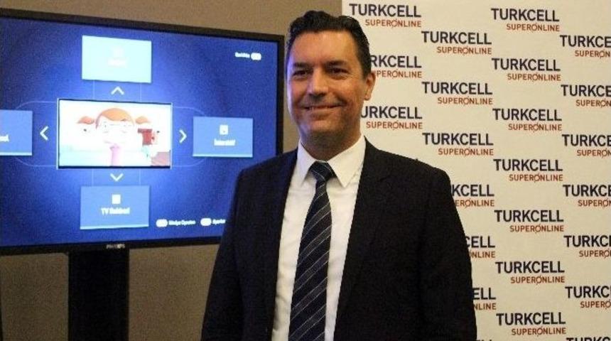 T&uuml;rkiye Ekran Karşısında G&uuml;nde 375 Dakika Vakit Ge&ccedil;iriyor