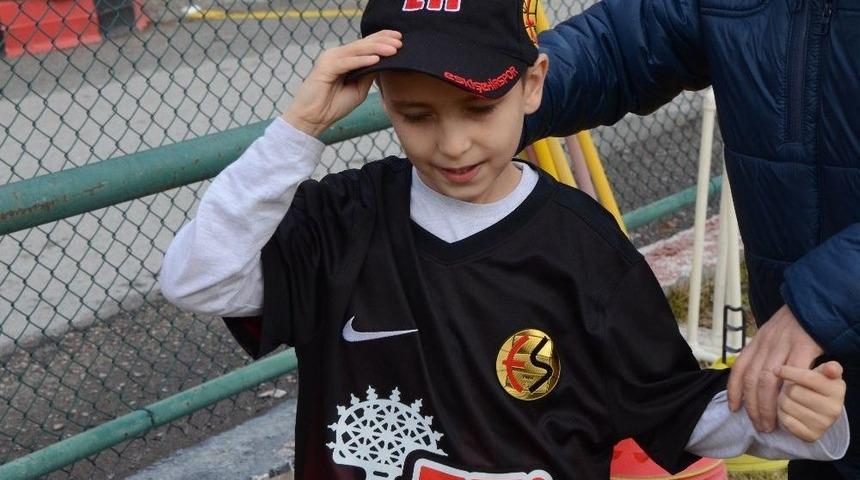 G&ouml;rme Engelli Mehmet&rsquo;in Hayali Ger&ccedil;ekleşti