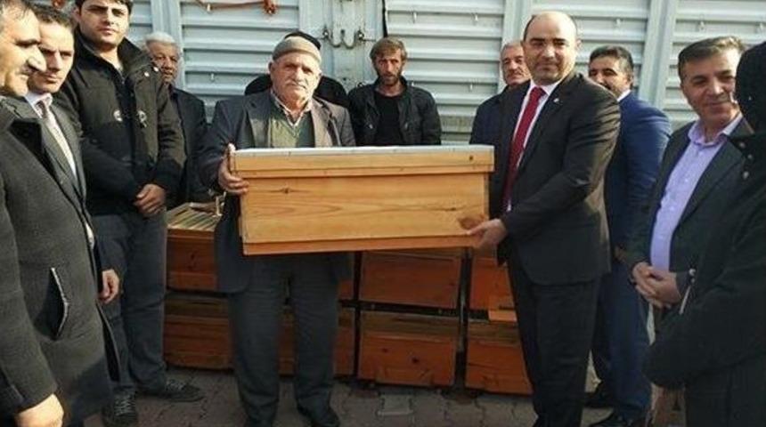 Arıcılara Bin 218 Kovan Desteği