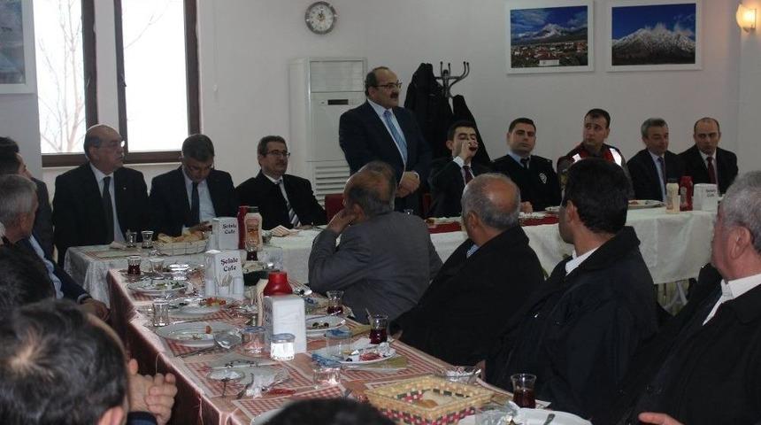 &Ccedil;ifci: "zeytin Dalı Harekatı&rsquo;nı Kargı Tek V&uuml;cut Olarak Desteklemektedir"