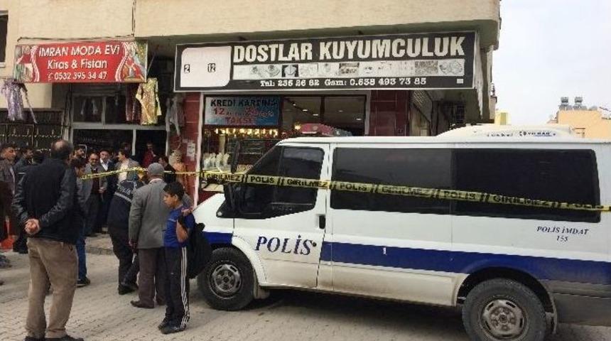 Mersin&rsquo;de Kuyumcu Soygunu Girişimi