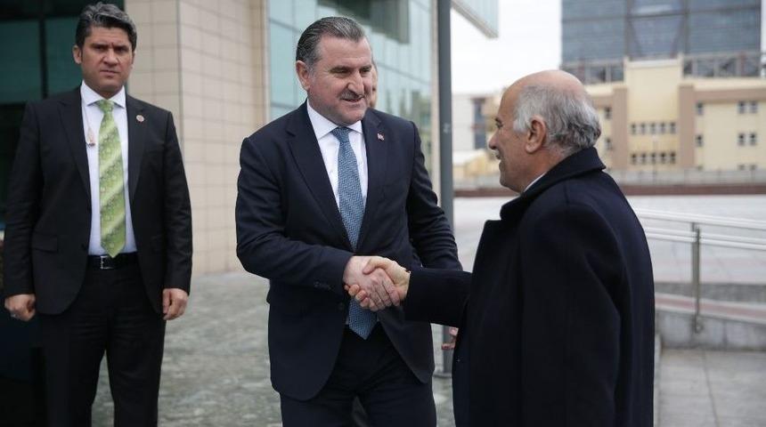 Bakan Aşkın Bak Filistin Gen&ccedil;lik Ve Spor Bakanı Al-rajoub İle Bir Araya Geldi