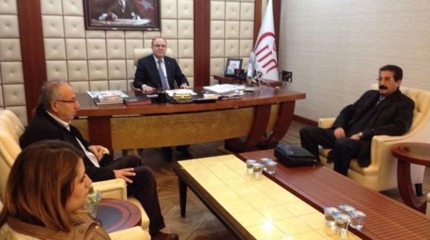 Kesk Genel Başkanı &Ouml;zgen Siirt&rsquo;te