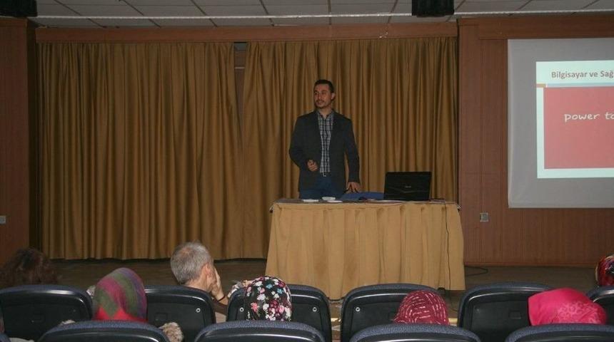 Boz&uuml;y&uuml;k&rsquo;te Velilere &ldquo;&ccedil;ocuklarda Bilin&ccedil;li Ve G&uuml;venli Teknoloji Kullanımı&rdquo; Konferansı