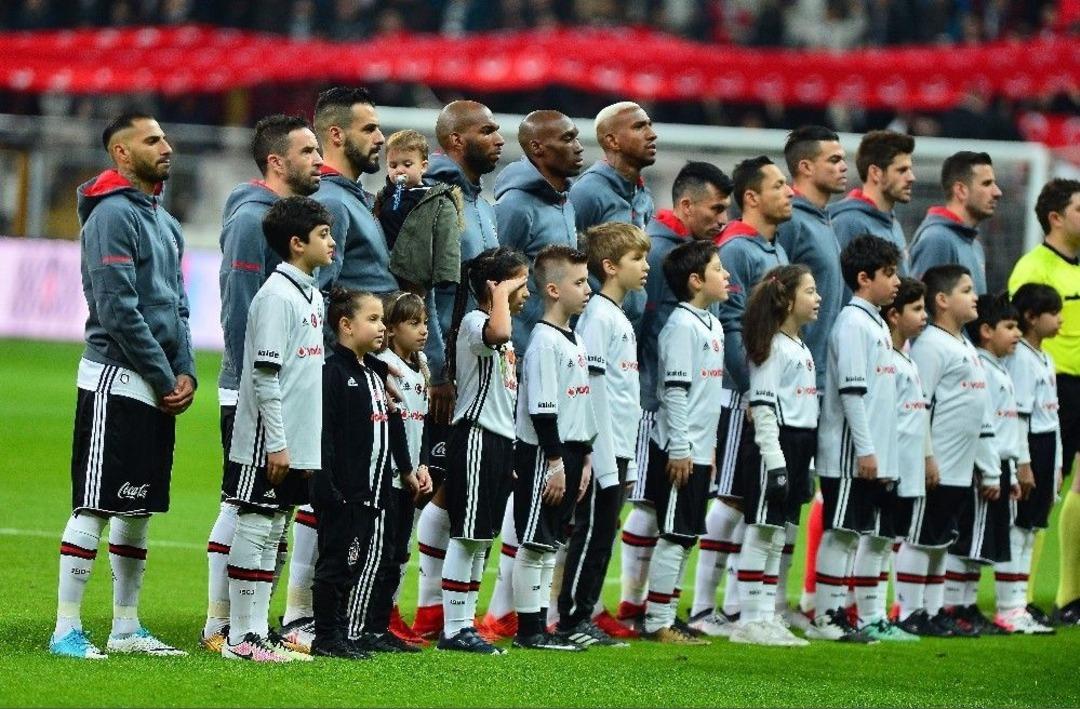 S&uuml;per Lig: Beşiktaş: 1 - Kasımpaşa: (ma&ccedil; Devam Ediyor)