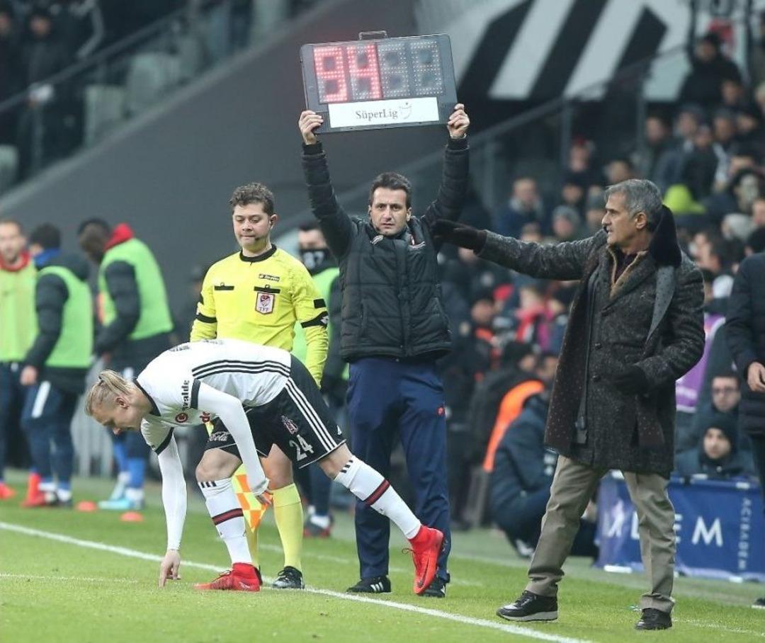S&uuml;per Lig: Beşiktaş: 2 - Kasımpaşa: 1 (ma&ccedil; Sonucu)