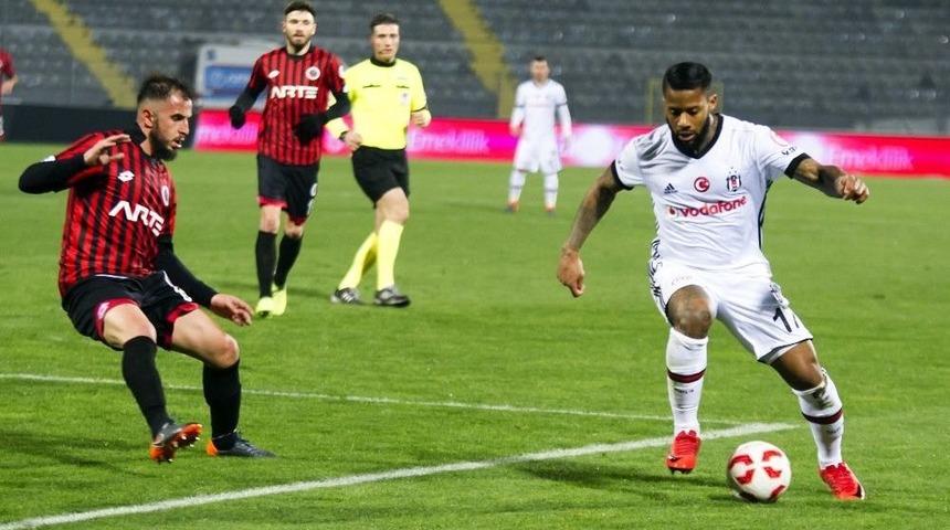 Ziraat Türkiye Kupası: Gençlerbirliği: - Beşiktaş: 1 (ilk Yarı)
