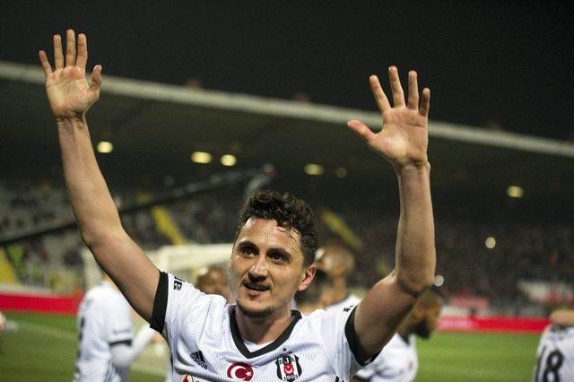 Ziraat Türkiye Kupası: Gençlerbirliği: - Beşiktaş: 1 (ilk Yarı)