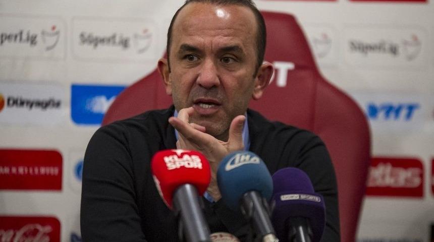 Mehmet &Ouml;zdilek: &ldquo;&uuml;zg&uuml;n&uuml;z Ama Kafamızı Kaldıracağız&rdquo;