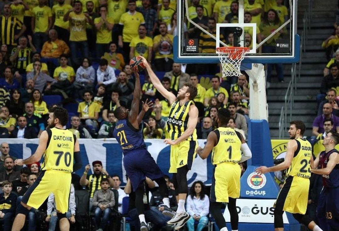 Thy Euroleague: Fenerbah&ccedil;e Doğuş: 86 - Barcelona Lassa: 82