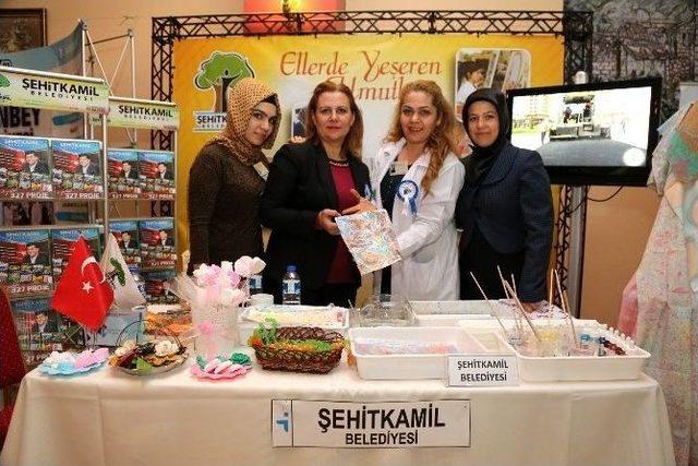 Şehitkamil Standına Yoğun İlgi 1