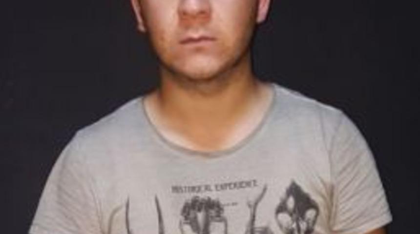 Doktor Ve &Ccedil;ift&ccedil;iyi 265 Bin Lira Dolandıran Sahte Polis Yakalandı