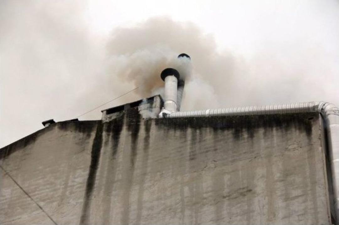 Havalandırma Borusunda &Ccedil;ıkan Yangın Korkuttu