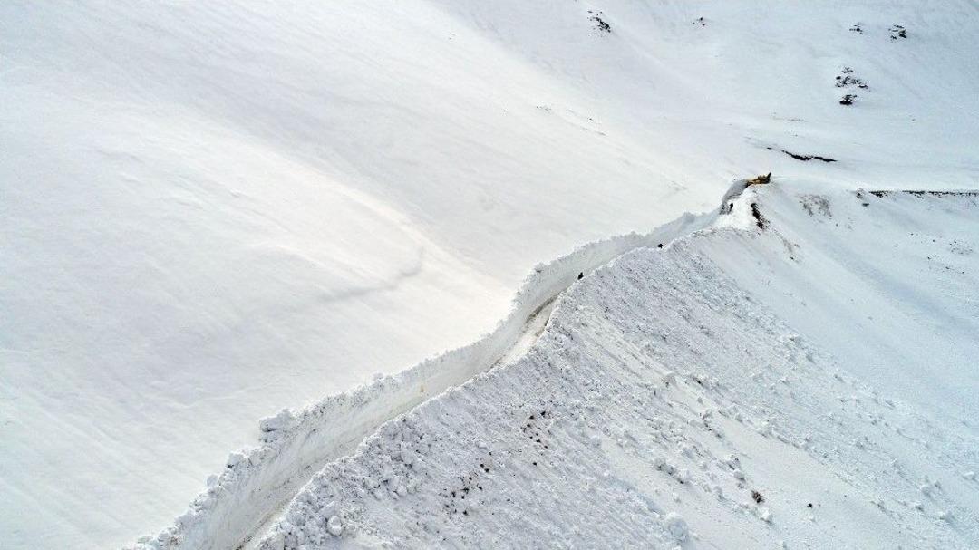 5 Metrelik Karda Yol A&ccedil;ma &Ccedil;alışmaları