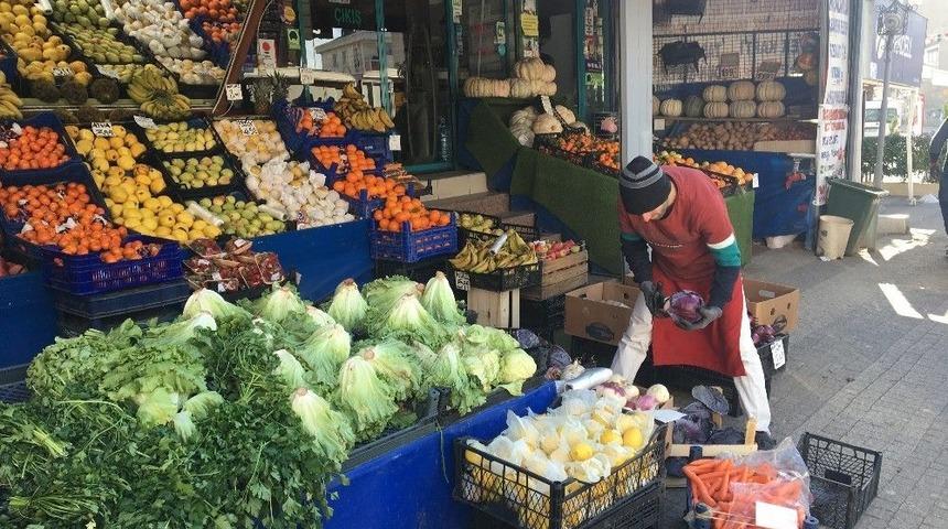 (&ouml;zel Haber) Markete Girmeye &Ccedil;alışan Hırsızlarla Karşı Karşıya Geldiler