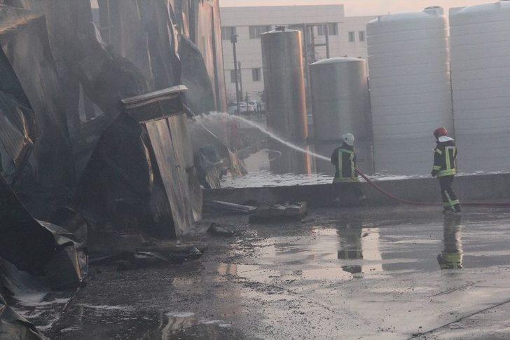 Yanan Parfüm Fabrikasındaki Hasar Günün Aydınlanmasıyla Ortaya Çıktı G3