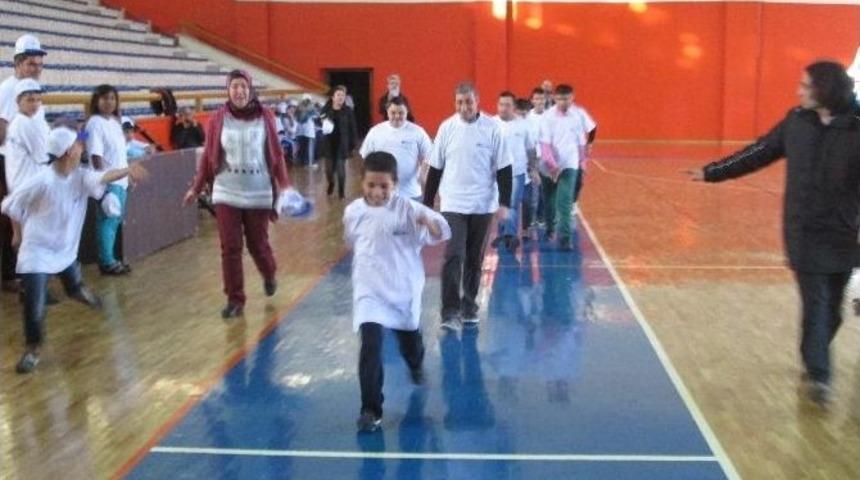 D&ouml;rtyol&rsquo;da Engelliler Atletizm Yarışması