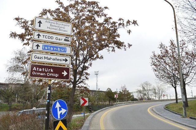 Başkent’in Cehresini Yeni Trafik Levhaları Değiştirecek