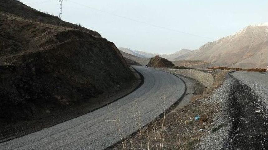 Adıyaman-&ccedil;elikhan-yeşilyurt- Malatya Yolu Trafiğe A&ccedil;ıldı